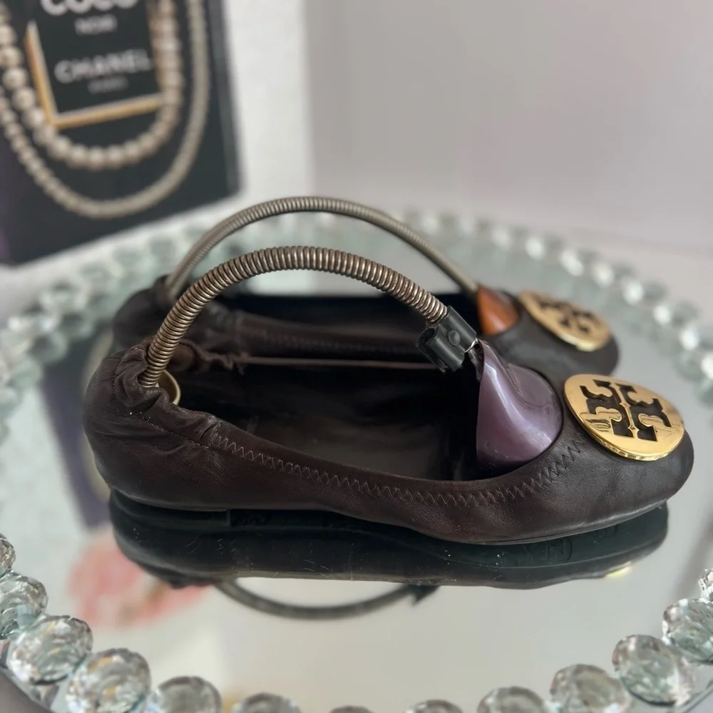 Tory Burch dark brown leather  Espadrilles with Gold Emblem size 8